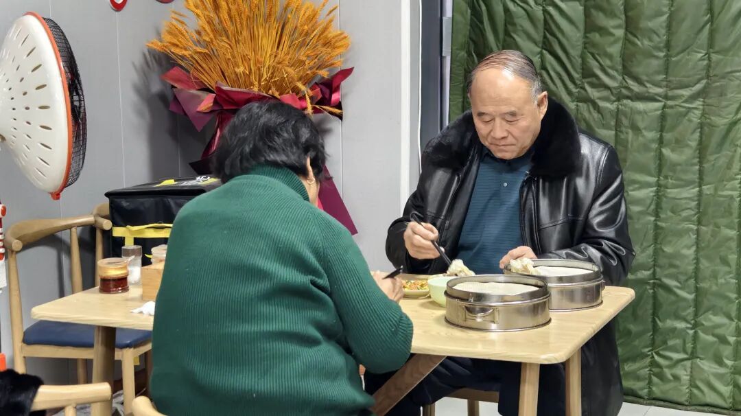 1765959689392827.jpg 8260c71736fcb4e87f37ff7f9cab5d49.jpg